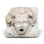 FRONT OF FOUNTAIN IN WHITE MARBLE , 19TH CENTURY Measures cm . 37 x 35 x 20.