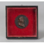 WOX HIGHRELIEF, LATE 18TH CENTURY depicting a nobleman profile. Slate support. Diameter cm. 12. In a