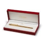 FOUNTAIN PEN, CARTIER 60'S to gold bath, with pennino in yellow gold 18 kts.. Length cm. 14,00.