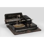 OLD TYPEWRITER, MIGNON AEG 1900 ca. black lacquer metal, with chromed accessories. Measurements
