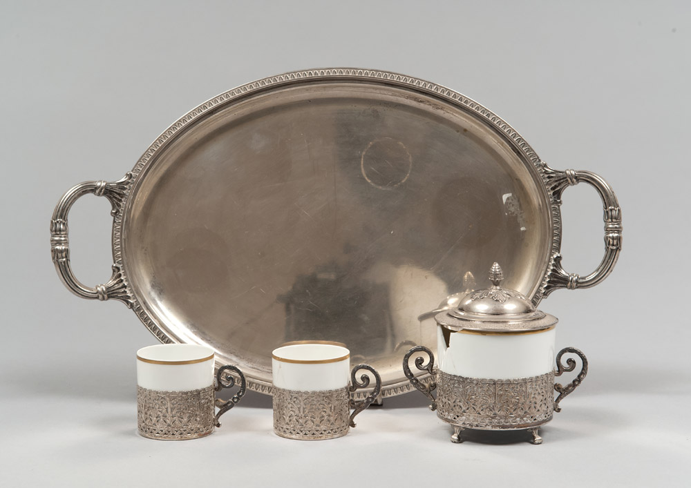 SILVER AND PORCELAIN COFFEE SERVICE, ITALY 1944/1968 composed by tray, sugar and two cups.
