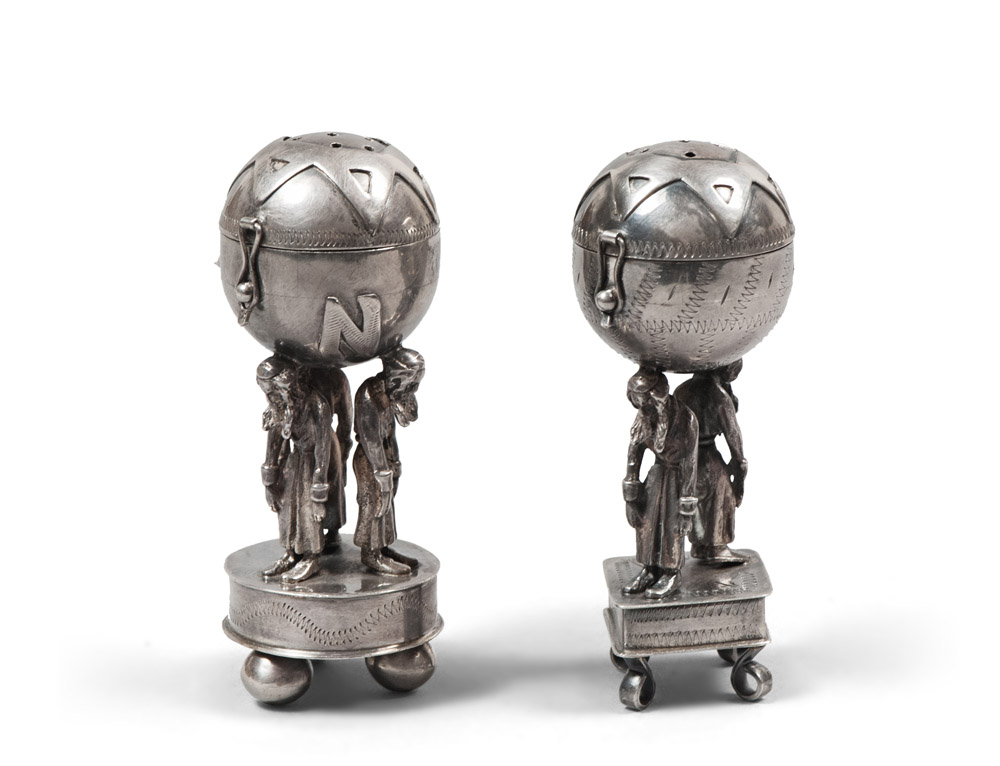 A PAIR OF SILVER SALTCELLARS, MOSCOW 1894