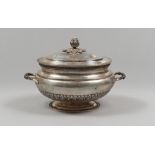 SILVER TUREEN, ITALY 1934/1944 smooth oval body, with contour to palmettes. Apex to vegetable