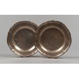A PAIR OF SILVER DISHES, PROBABLY GERMANY 19TH SECOLO Diameter cm. 30, total weight gr. 1800.