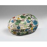 A CHINESE DECORATED CLOISONNE' CASE. HALF 20TH CENTURY Measures cm. 12,5 x 19,5 x 15. CONTENITORE