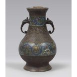 A JAPANESE CLOISONNE' BRONZE VASE, END 19TH, EARLY 20TH CENTURY Measures cm. 31 x 19. Good