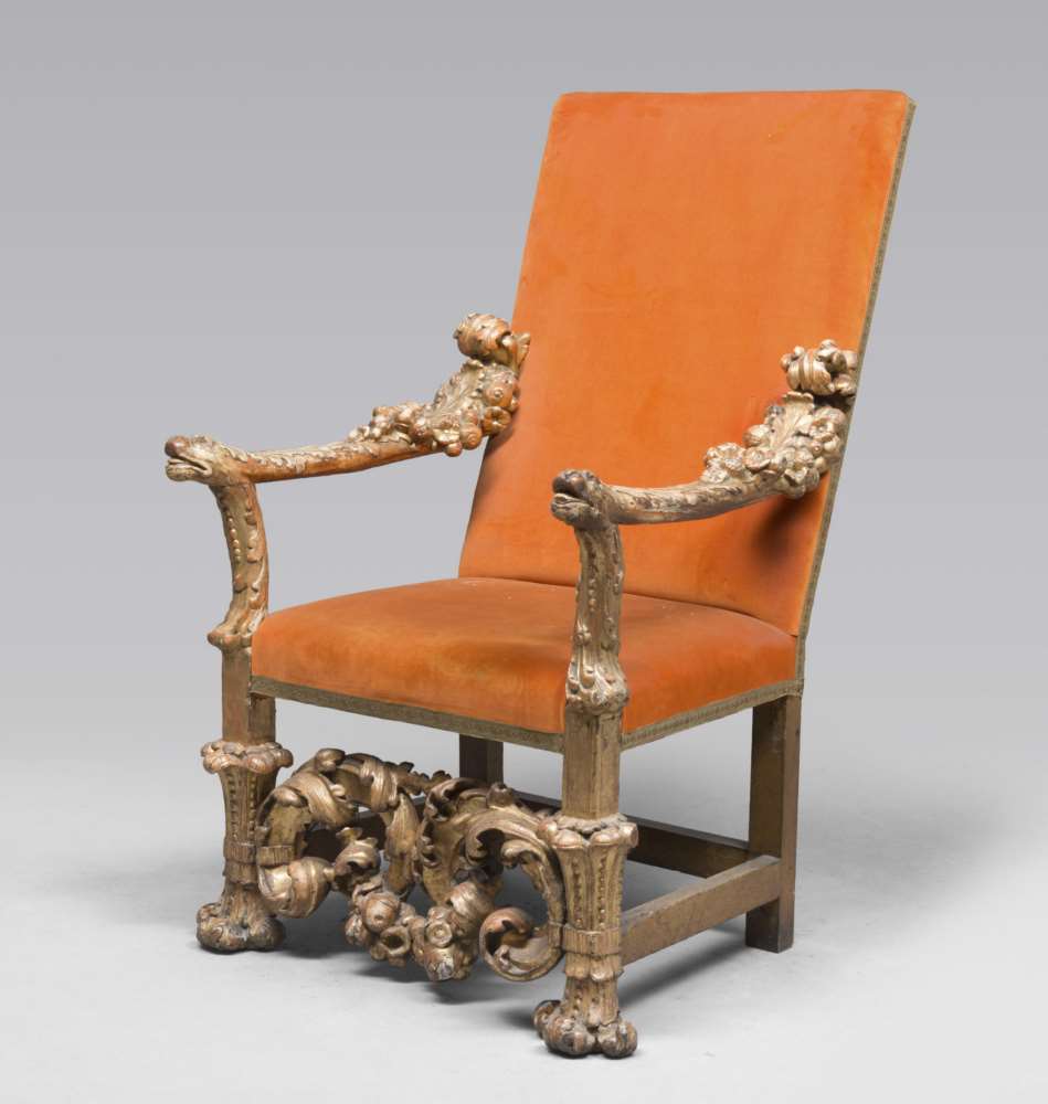 GILDED WOOD ARMCHAIR, VENICE LATE 17TH CENTURY red bolus, entirely carved acanthus leaves, shoots of