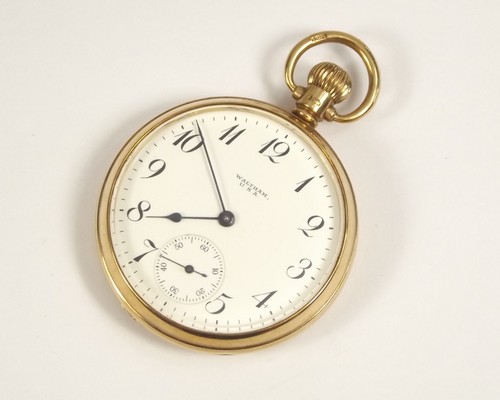 GOLD WATCH. A 9ct. gold cased 1930's, Waltham pocket watch.
