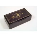 SNUFF BOX. A 19th century snuff box with tortoiseshell lid & base.