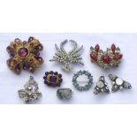 Assorted jewellery including a vintage Sphinx Maltese Cross brooch numbered 9242, further brooches