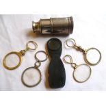 Four ring spyglass spectacles for chains, together with a small white metal telescope and folding