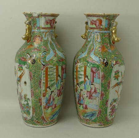 A pair of Canton porcelain vases, early 19th century, - Image 2 of 5