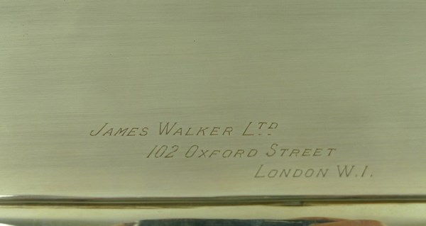 An Edwardian silver tray, rectangular with incuse corners, engraved crest of 'Wandsworth' family, - Image 5 of 5