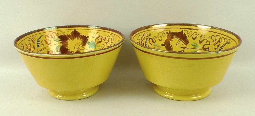 A pair of English porcelain footed slop bowls,