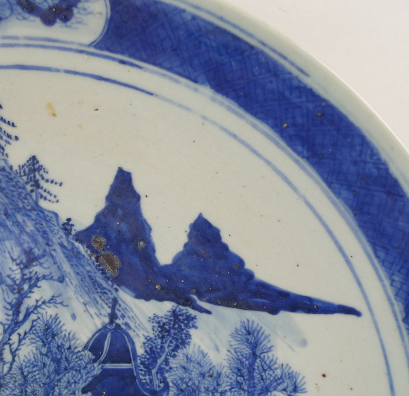 A Chinese export ware blue and white porcelain charger, 19th century, - Image 2 of 3