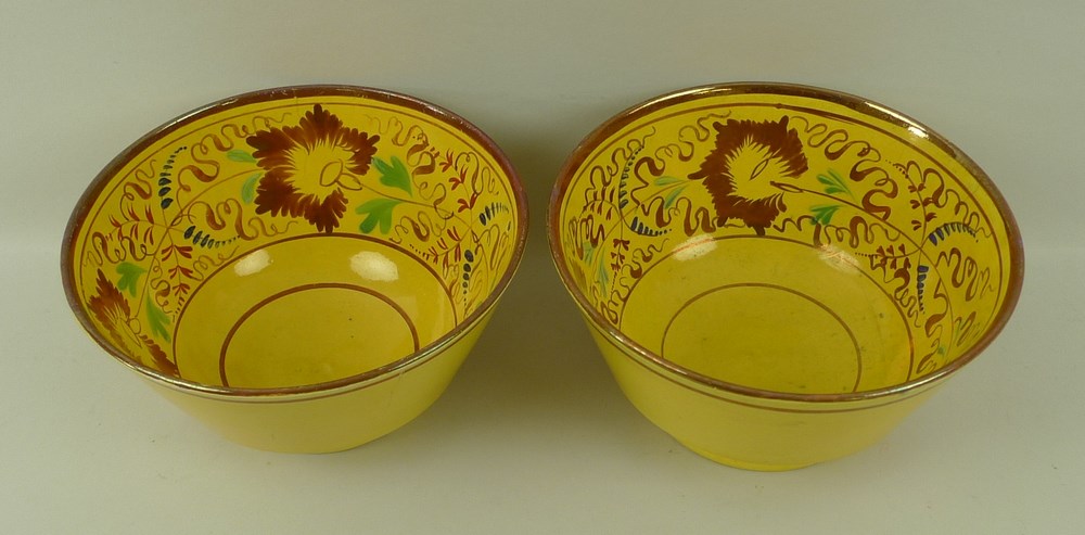 A pair of English porcelain footed slop bowls, - Image 2 of 3