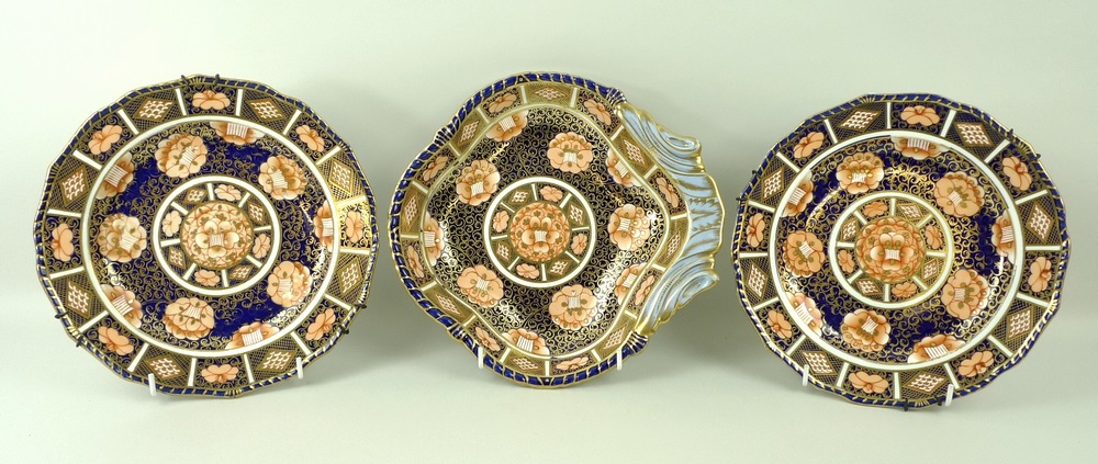 A Royal Crown Derby serving dish, and two plates, circa 1910,