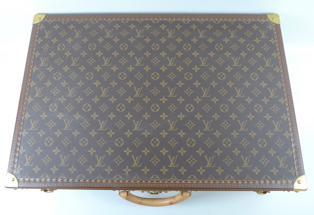 A Louis Vuitton Bisten 65 suitcase (M21325), in monogram coated fabric and calf leather trim, - Image 5 of 17