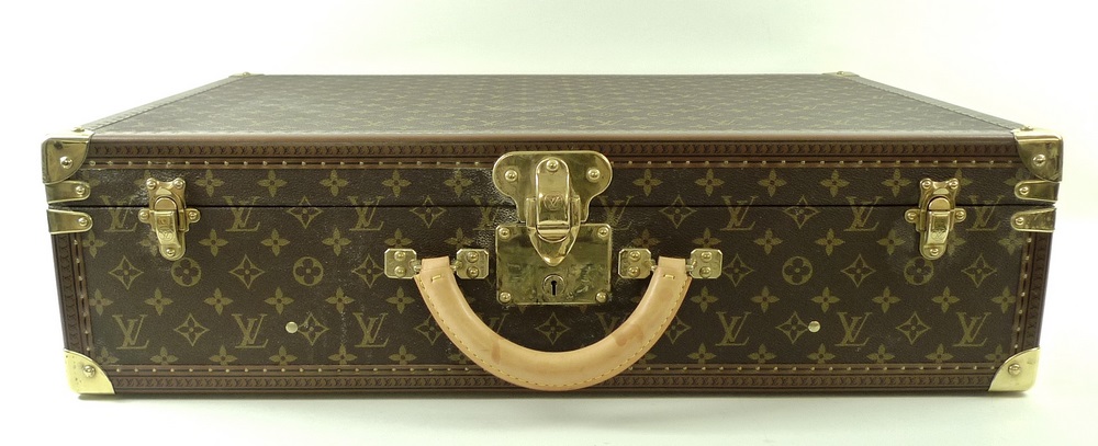 A Louis Vuitton Bisten 65 suitcase (M21325), in monogram coated fabric and calf leather trim,