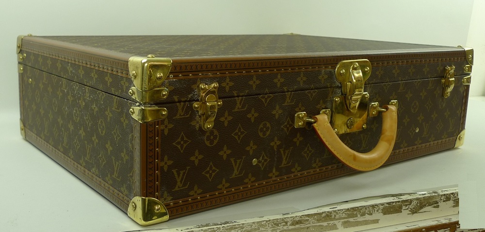 A Louis Vuitton Bisten 65 suitcase (M21325), in monogram coated fabric and calf leather trim, - Image 4 of 17