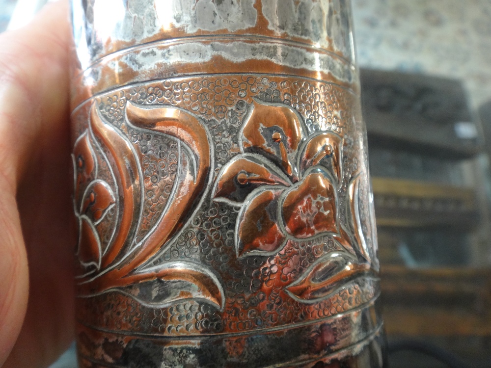 A pair of Keswick silvered copper vases, each relief cast with a band of moulded decoration, - Bild 8 aus 9