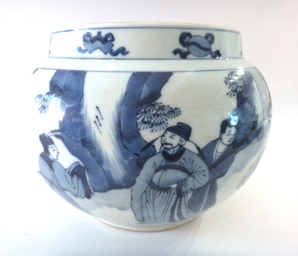 A Chinese porcelain blue and white jardiniere, 20th century, - Image 2 of 4