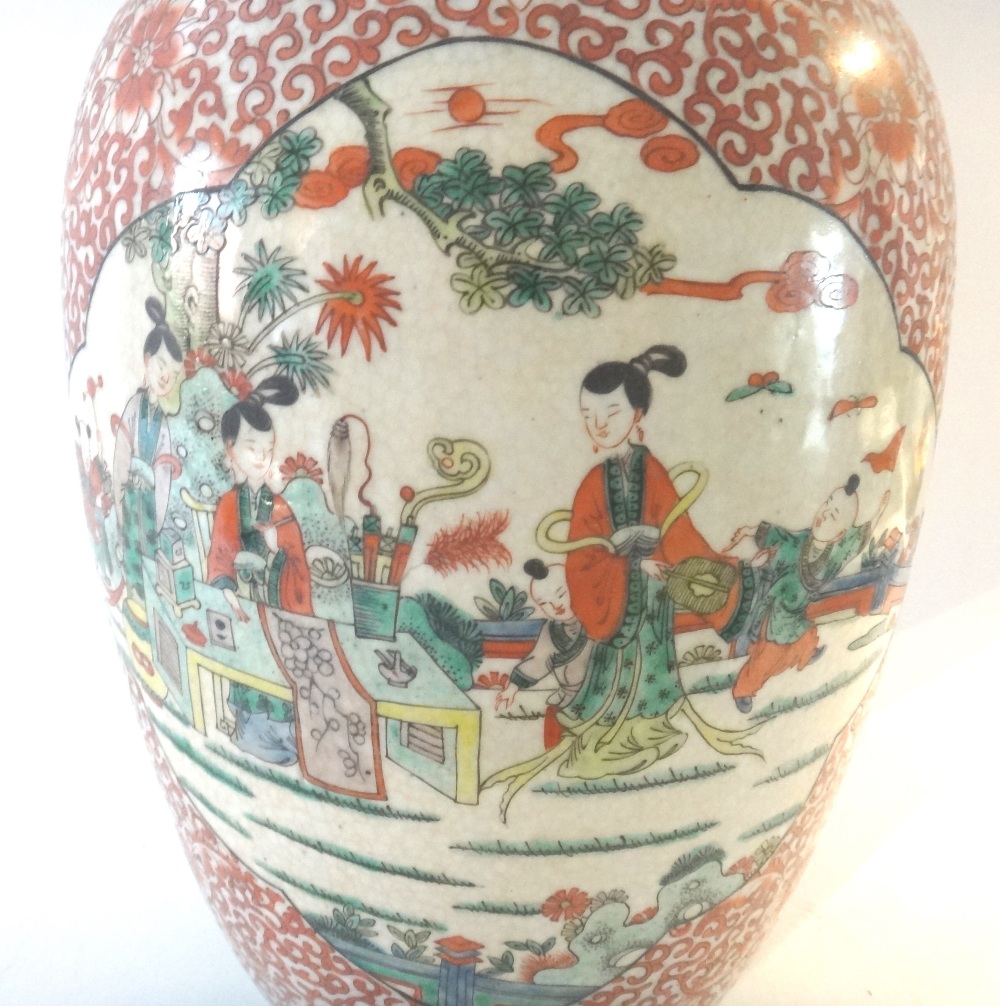 A Chinese famille-verte crackle glazed ovoid vase, late 19th century, - Image 4 of 4