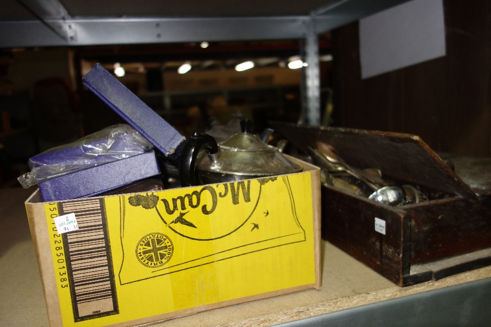 A quantity of assorted silver plate including part tea sets, flatware, cased carving set and sundry. - Image 2 of 3