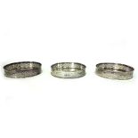 A set of three modern Italian silver coasters, detailed 800, with pierced interlaced sides, 12.