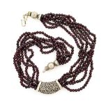 A Far-Eastern garnet multi-strand neckla