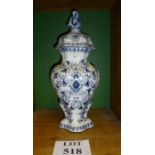 A blue and white Delft lidded vase est: