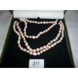 200 carat fresh water pearl necklace (40