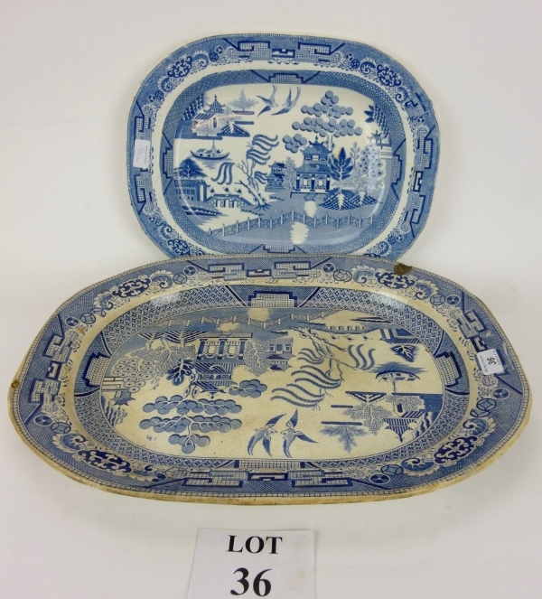 Two Staffordshire blue and white Willow pattern meat dishes (one a/f) est: £30-£50 (G3)