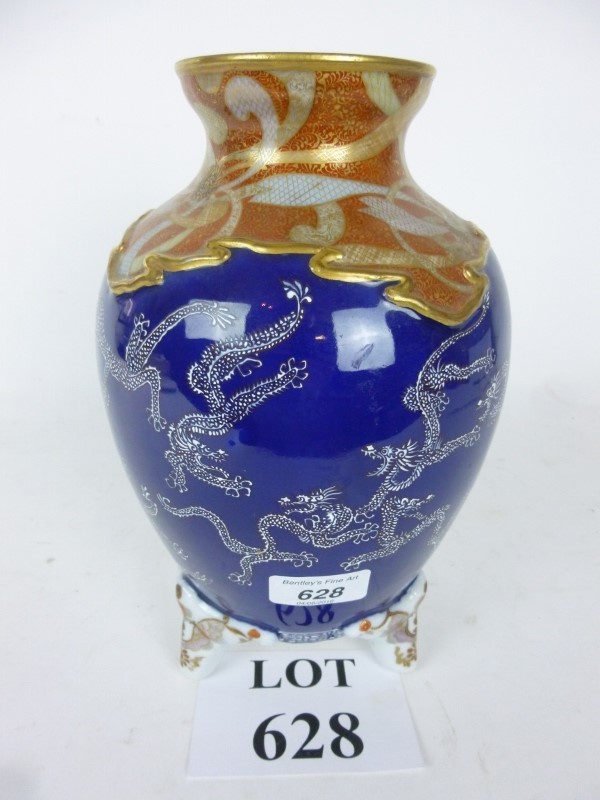 A large, decorative Satsuma type vase wi