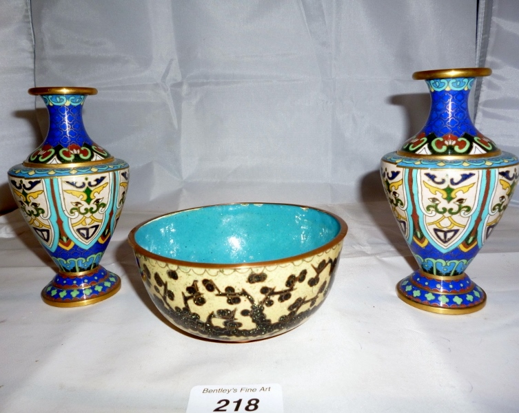 A pair of Cloisonné vases, a Cloisonné b