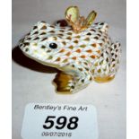 A porcelain Herend frog with butterfly on his back est: £20-£40