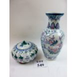A decorative Chinese vase (a/f) and squat lobed jar and cover (2) est: £20-£40 (AF10)