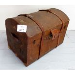 An early 20c dome top steamer trunk with