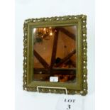 A decorative gilt framed mirror est: £15-£25 (A2)