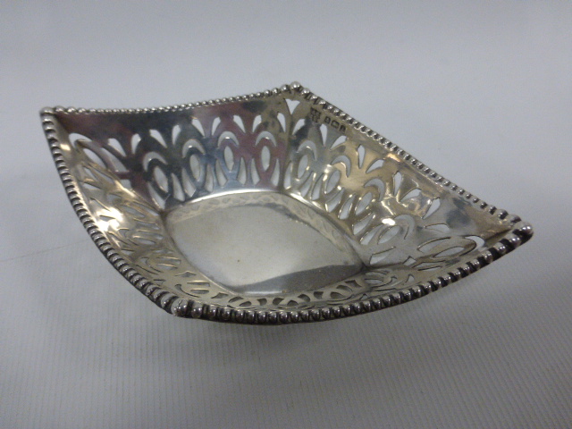 Navette shaped pierced silver dish hallmarked Birmingham 1908 by makers Alexander Clark & Co Ltd, - Image 2 of 3