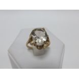 9ct gold and faceted Quartz ring, size O