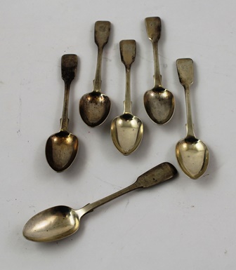 HENRY HOLLAND A SET OF SIX VICTORIAN SILVER FIDDLE PATTERN TEASPOONS, later monogrammed, London