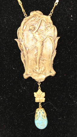 AN ART NOUVEAU PERIOD GILT METAL PENDANT with female plaque and turquoise coloured dropper - Image 2 of 5