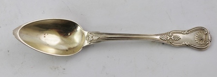 A SET OF SIX FRENCH WHITE METAL "KINGS" PATTERN DESSERT SPOONS, 17cm - Image 2 of 3