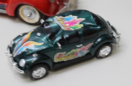 AOSHIN BATTERY OPERATED SMOKING VOLKSWAGEN in distressed original vendor's box, air police car - Image 5 of 6