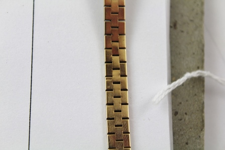 A 1990'S TUDOR (ROLEX) 9CT GOLD LADY'S BRACELET WATCH having mechanical seventeen jewel mechanism - Image 6 of 6