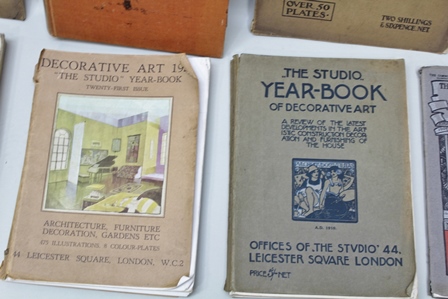 A SELECTION OF EARLY 20TH CENTURY REFERENCE MAGAZINES AND ANNUALS TO ART, ANTIQUES AND INTERIORS, to - Image 3 of 6
