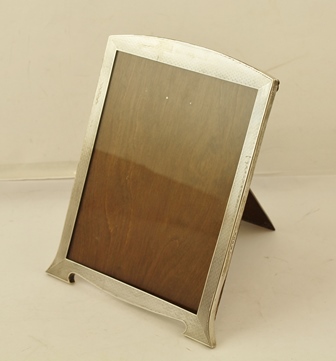 SANDERS & MACKENZIE A SILVER MOUNTED PHOTOGRAPH FRAME, polished wood back, Birmingham (considered to