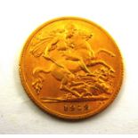 A GEORGE V GOLD HALF SOVEREIGN 1912, St. George reverse, in match box