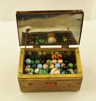 AN EARLY 19TH CENTURY TEA CADDY of sarcophagus shape, the lid with ring handle, fitted with two - Image 4 of 5